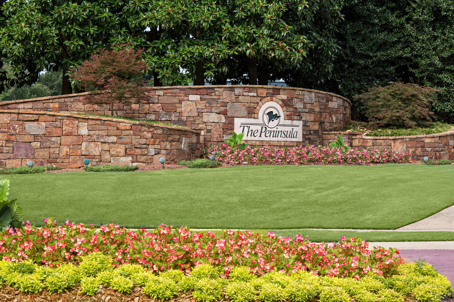 The Peninsula Resort entryway landscape in North Carolina