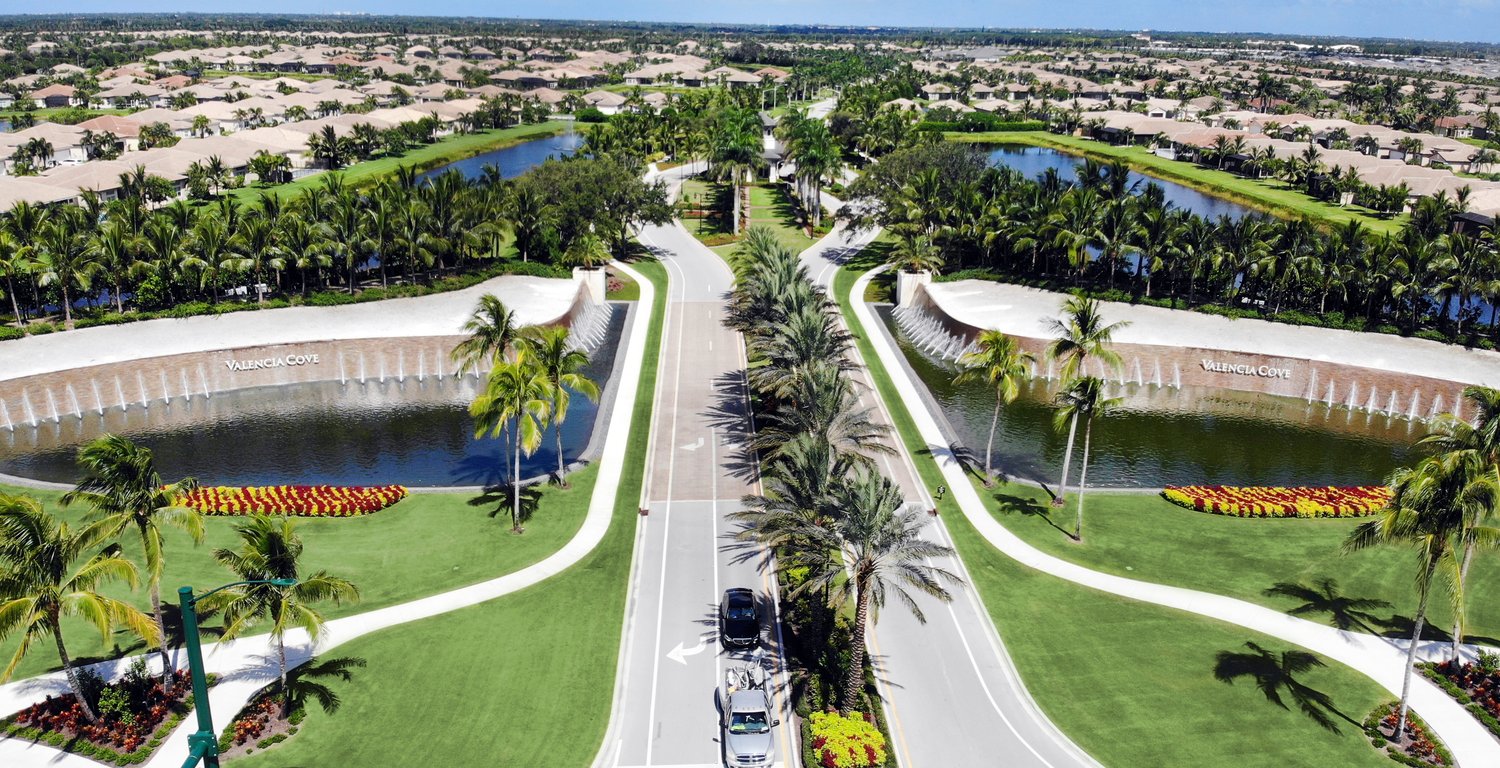 View of Valencia Cove landscape in Palm Beach, FL