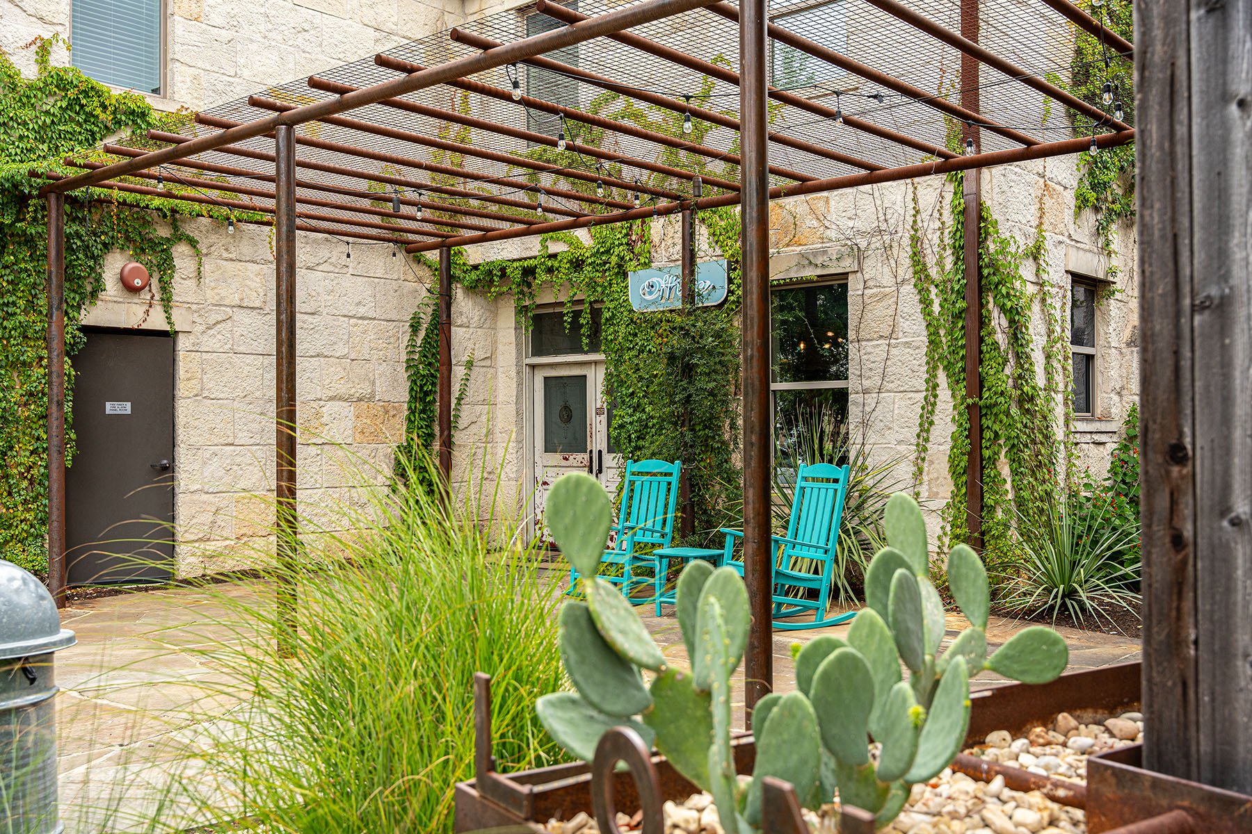 Southwest Resort Landscaping, Cactus