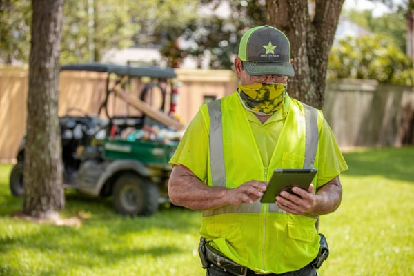 commercial irrigation service crew device