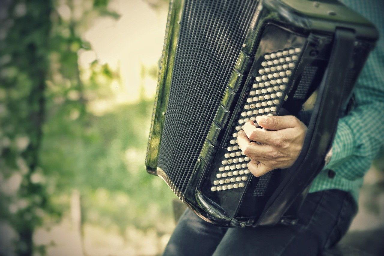 The Accordion Effect