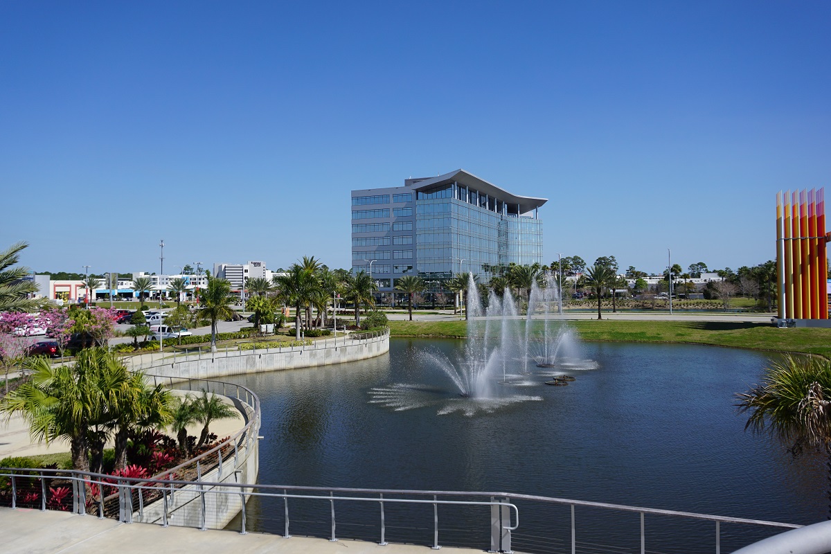 One Daytona Fountain