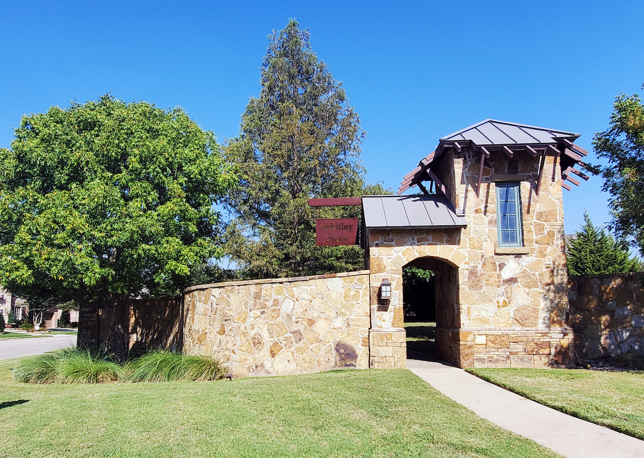 Whitley Place Park HOA entrance