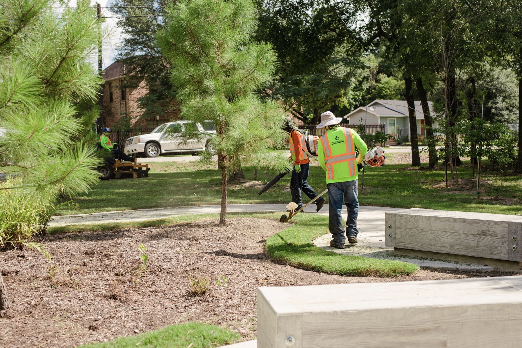 El Monte Landscape Maintenance thumbnail